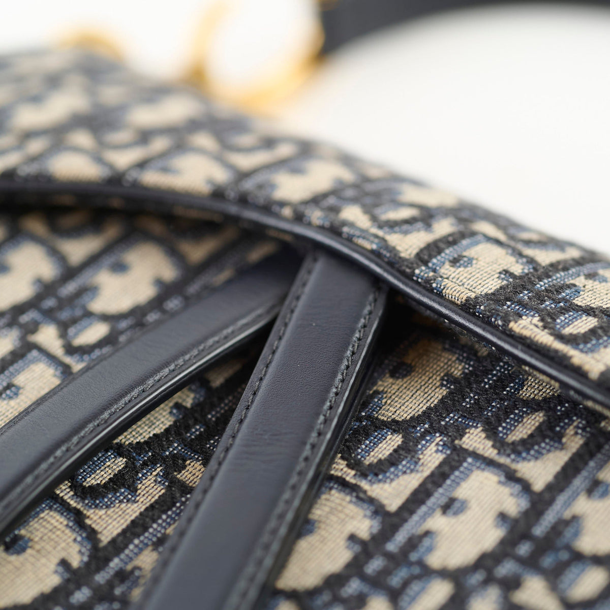 Dior Medium Saddle Bag Oblique - photo 11