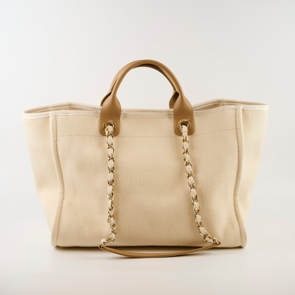 Chanel Deauville Tote Cream Medium - photo 2