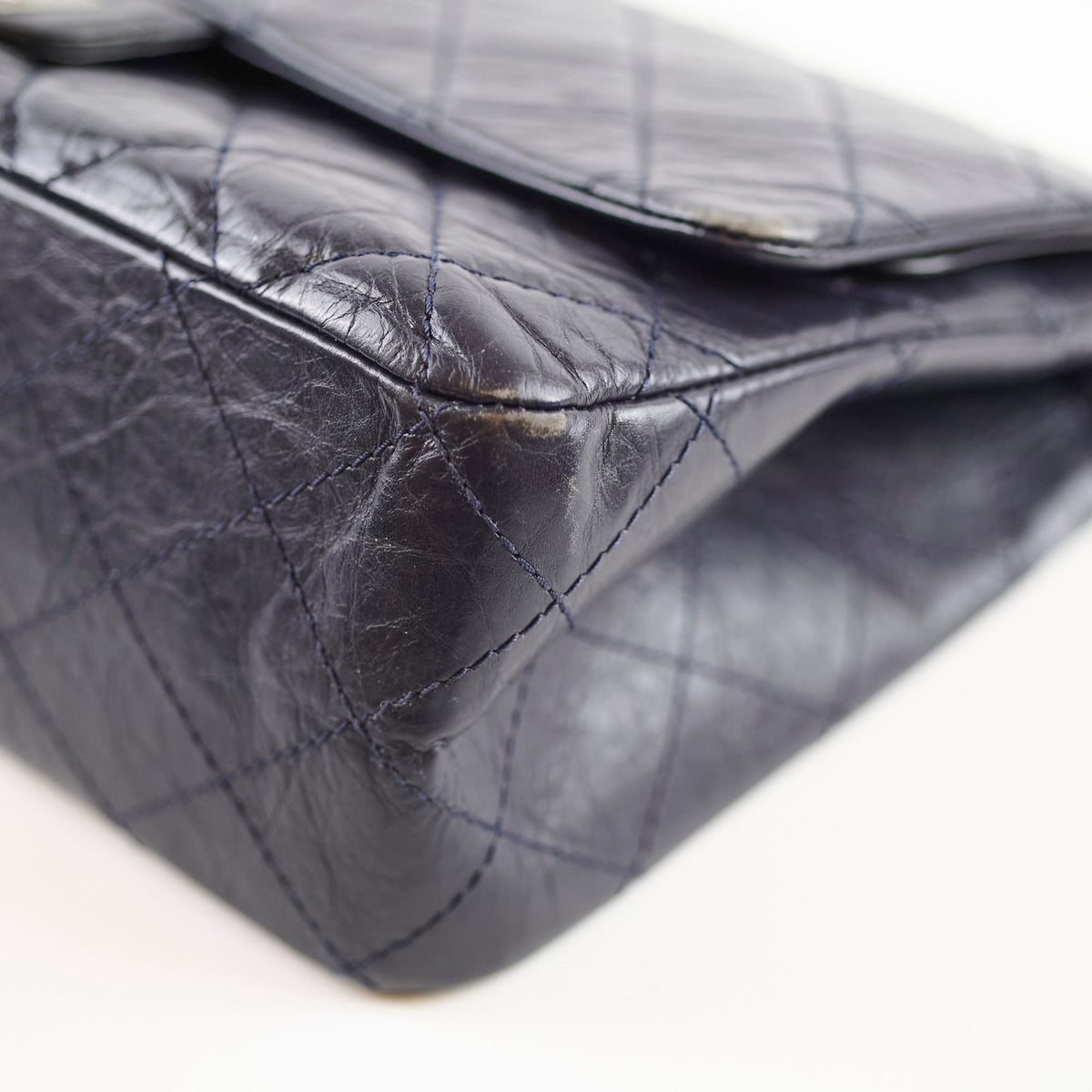 Chanel Large Reissue 227 Aged Calfskin Navy - photo 16