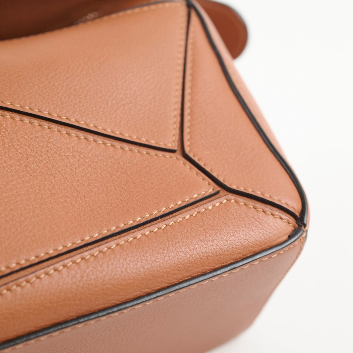 Loewe Small Puzzle Tan - photo 5