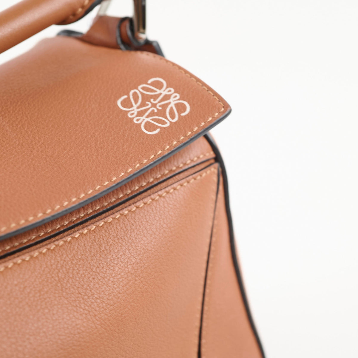 Loewe Small Puzzle Tan - photo 6