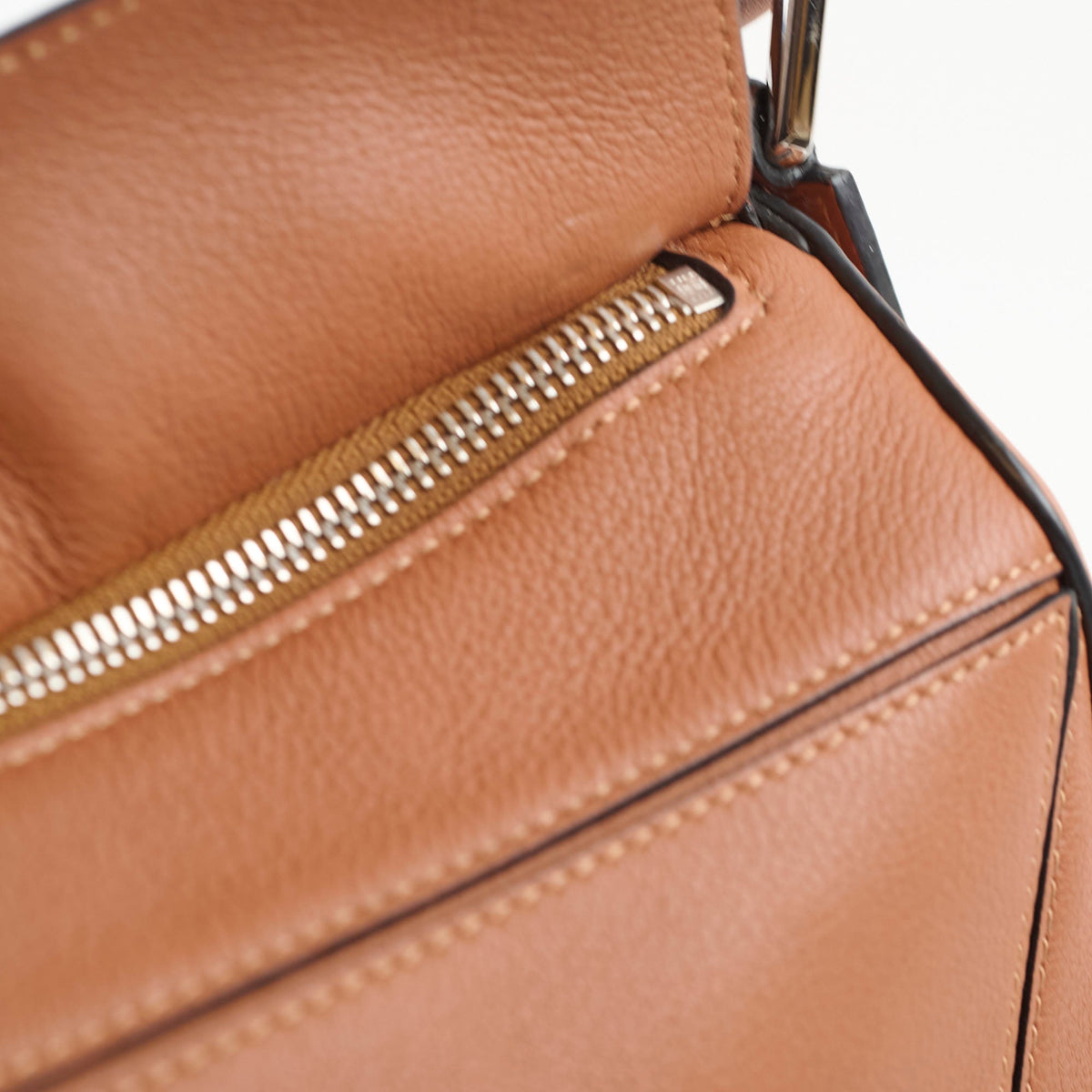 Loewe Small Puzzle Tan - photo 7