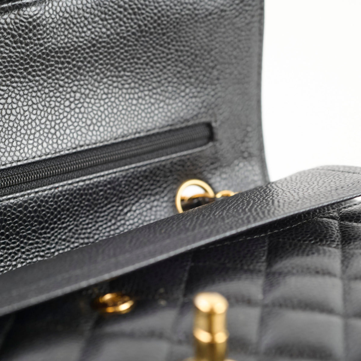 Chanel Caviar Medium/Large Classic Double Flap Black - photo 8