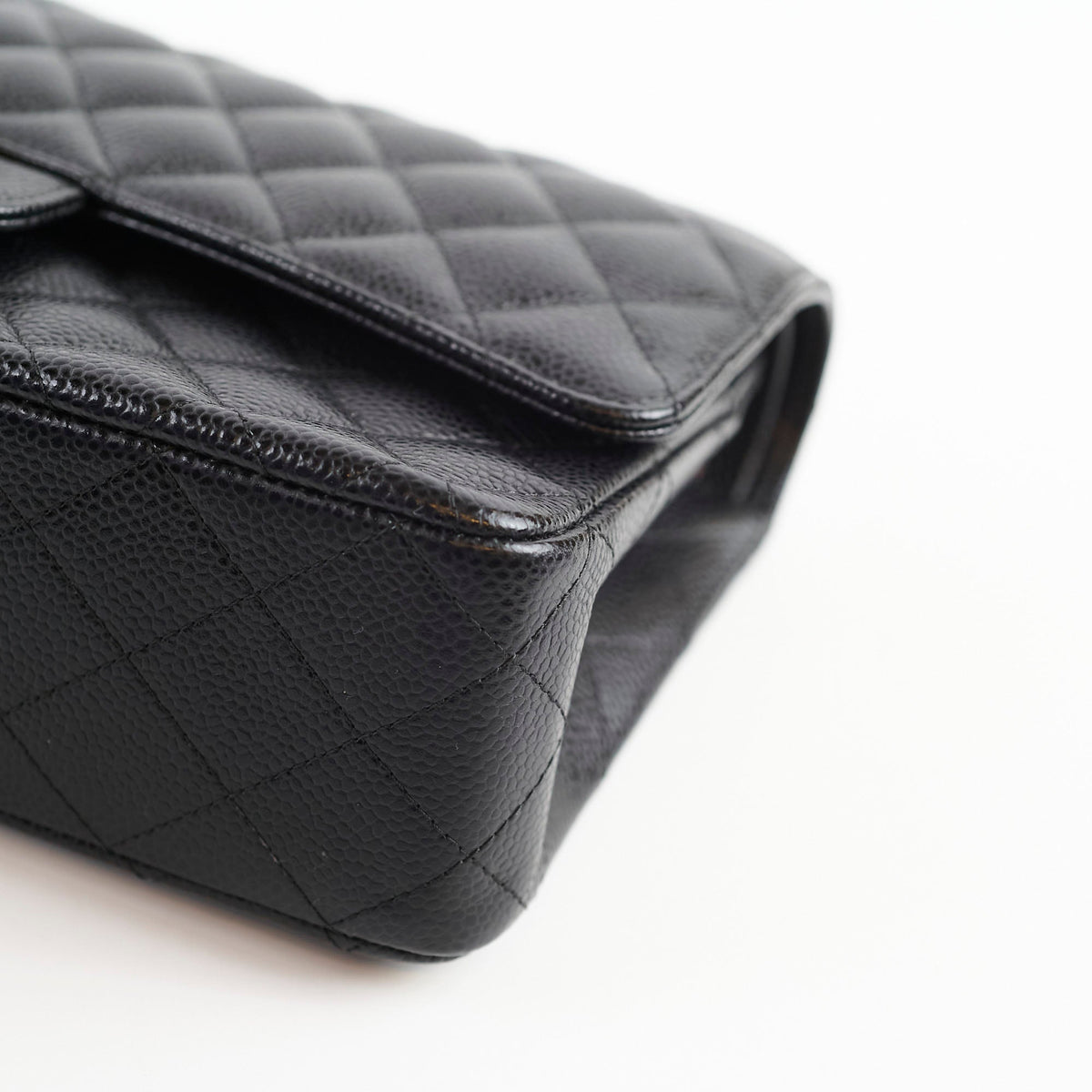 Chanel Medium Classic Flap Black Caviar - photo 14