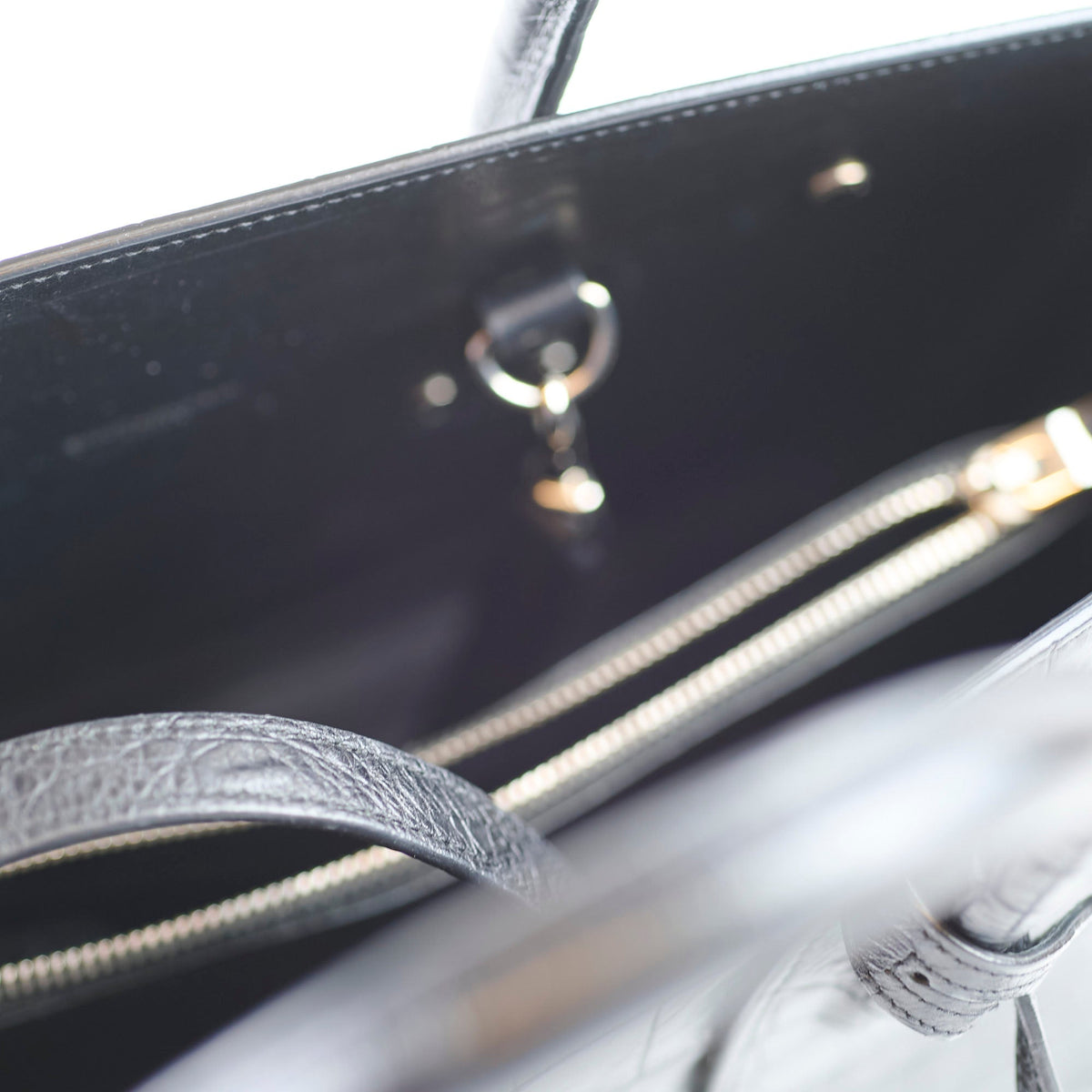 Saint Laurent Sac De Jour Medium Black Croc Emboss - photo 9