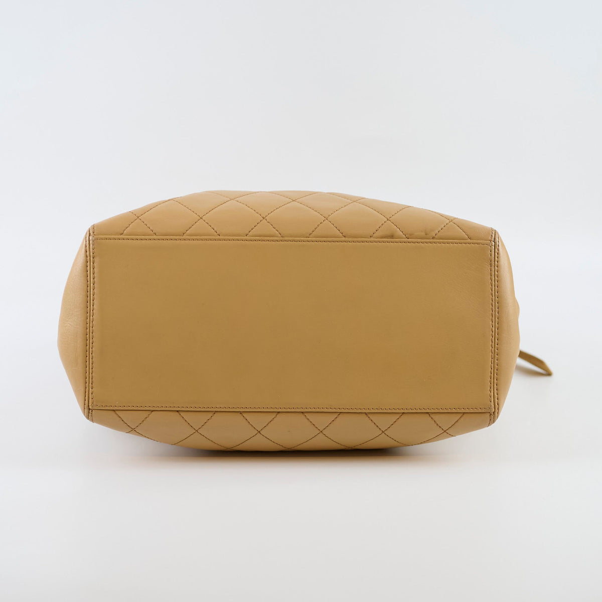 Chanel Beige Quilted Tote Bag - photo 5