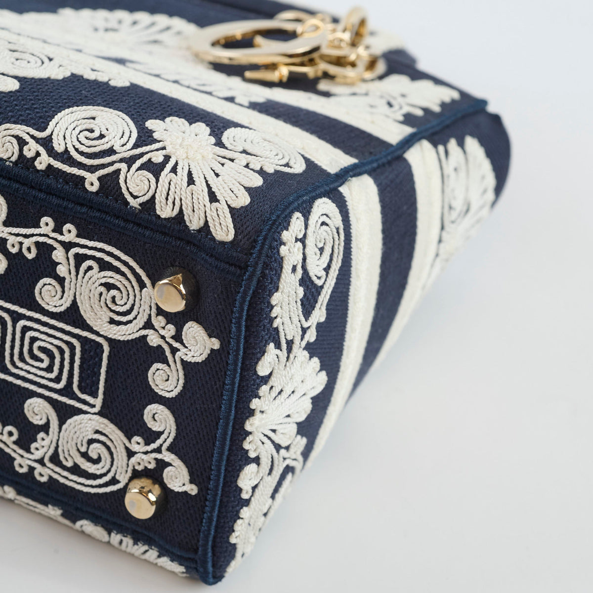 Christian Dior Lady Dior DLite Medium Navy Embroidery - photo 10