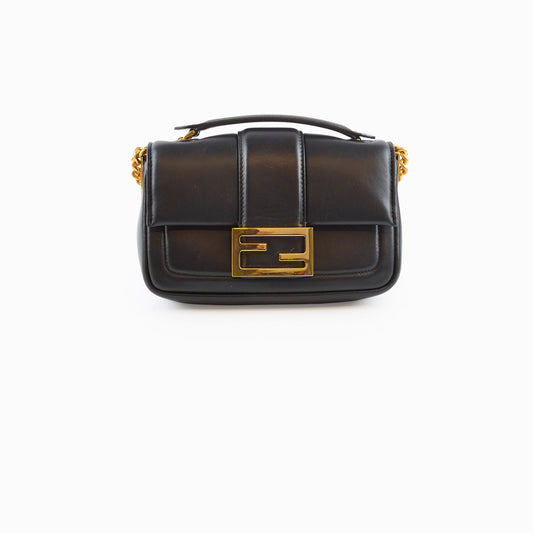 Fendi Baguette Shoulder Bag Lambskin Black - photo 1