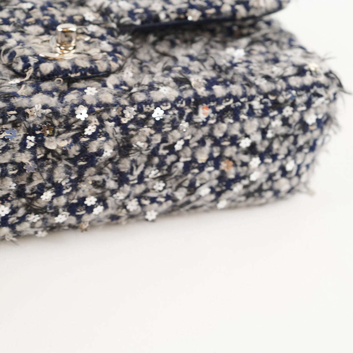 Chanel Medium Flower Sequined Tweed Flap Navy/Grey - photo 7