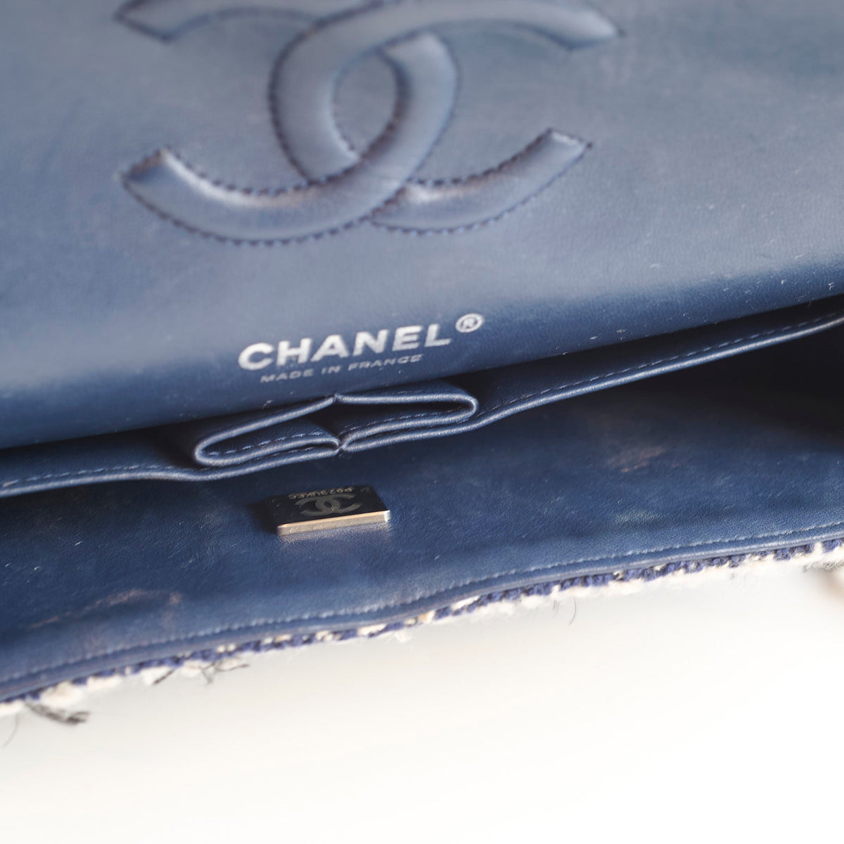 Chanel Medium Flower Sequined Tweed Flap Navy/Grey - photo 19