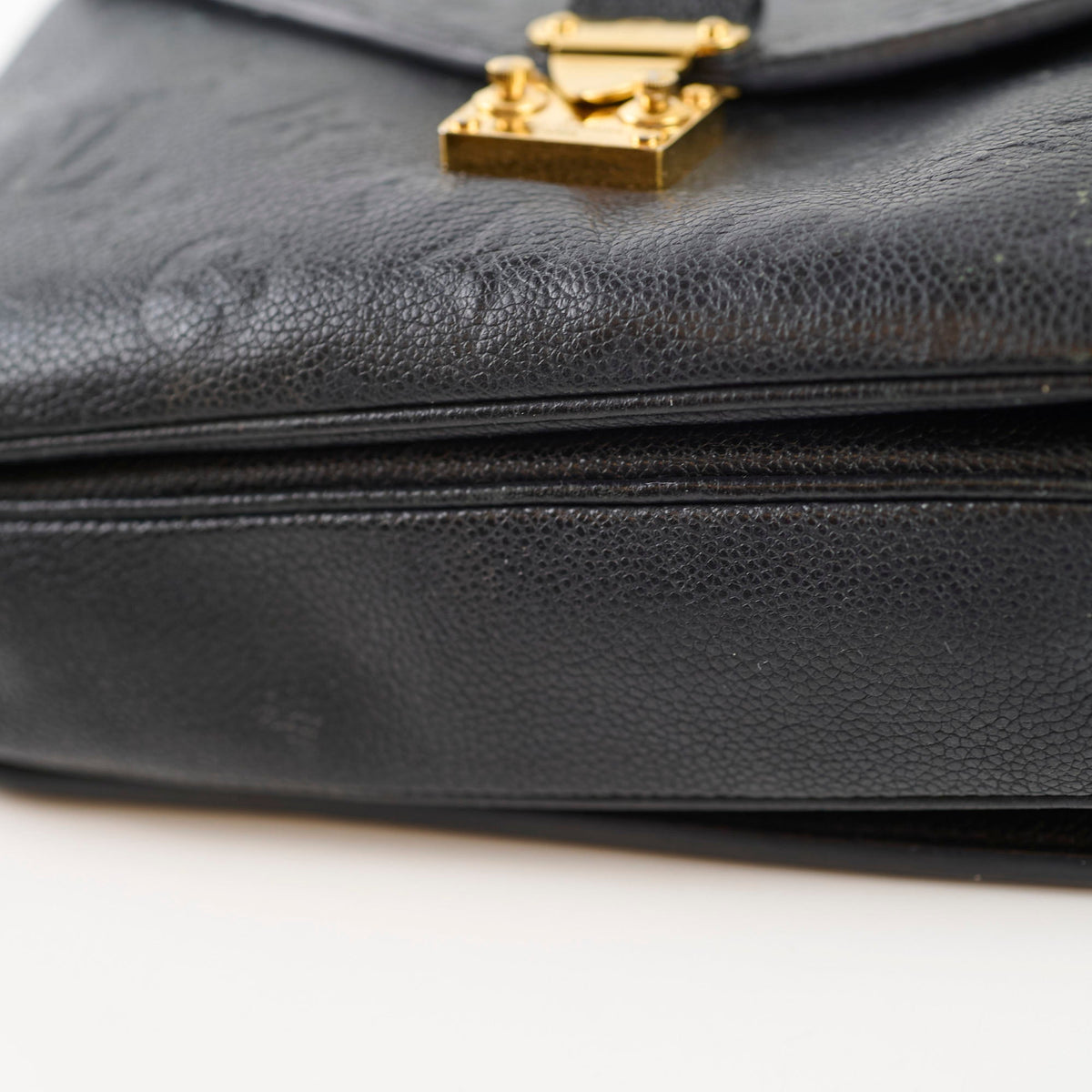 Louis Vuitton Pochette Metis Black Empreinte - photo 15