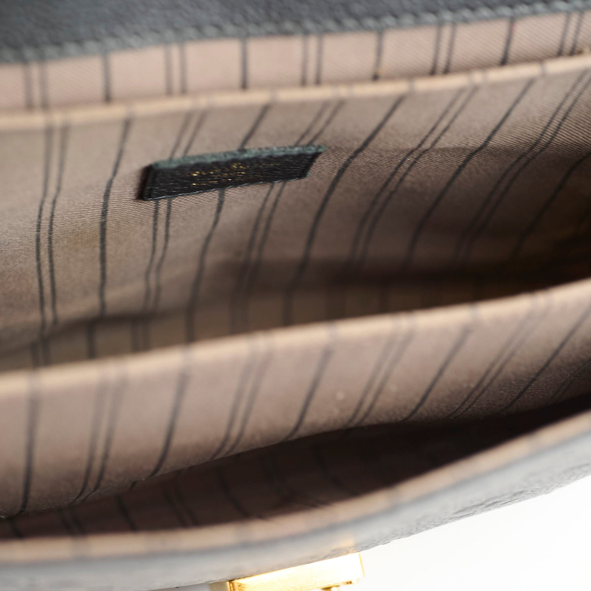 Louis Vuitton Pochette Metis Black Empreinte - photo 12