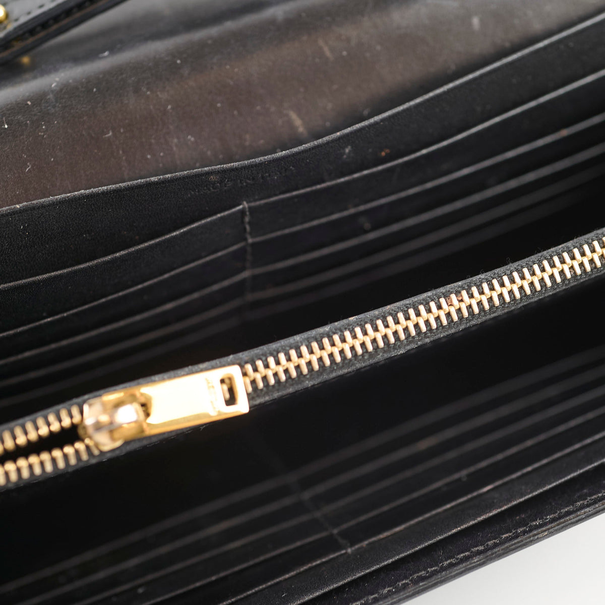 Saint Laurent Plain Black WOC - photo 11