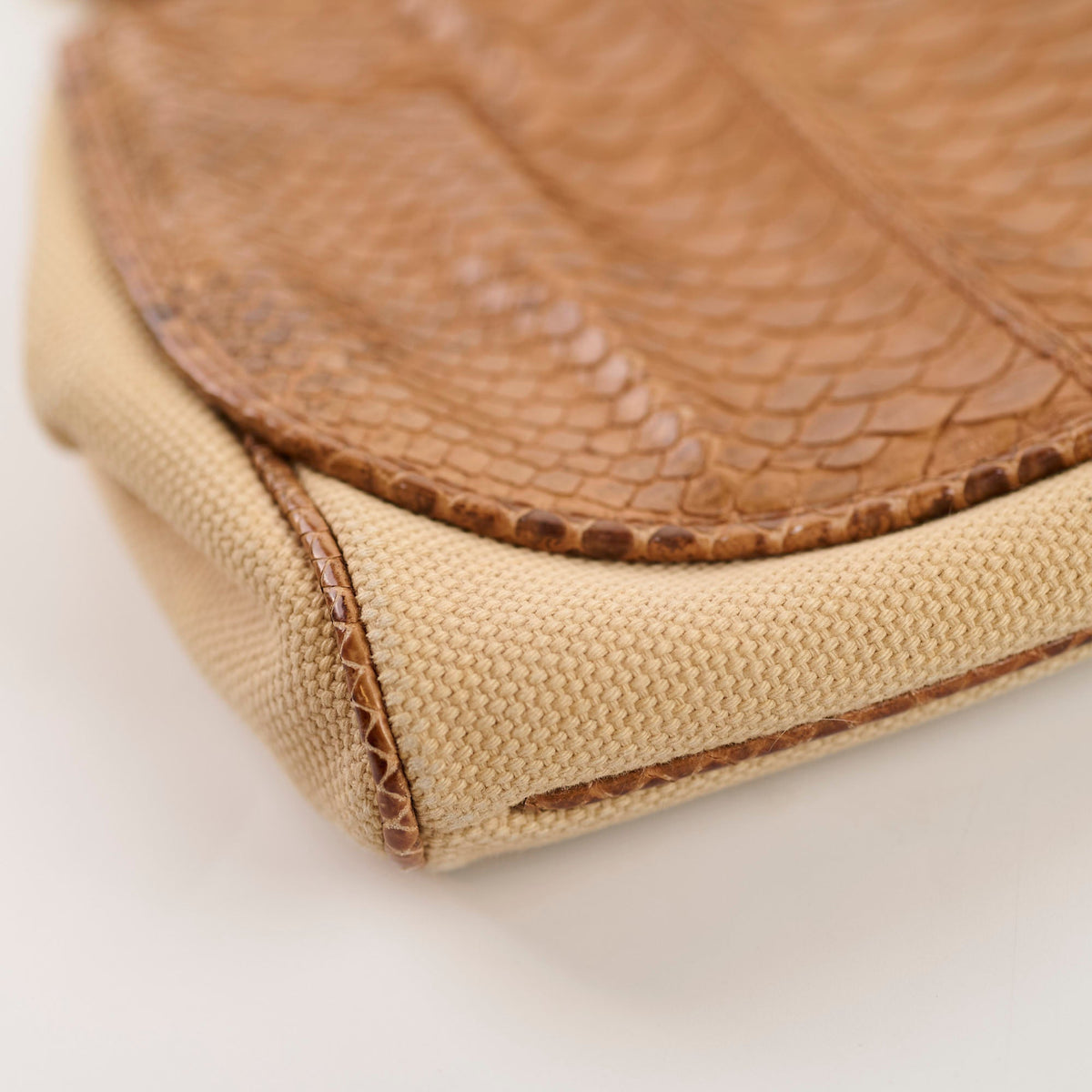 Chanel Vintage Python and Beige Canvas CC Flap Bag 8 series - photo 12
