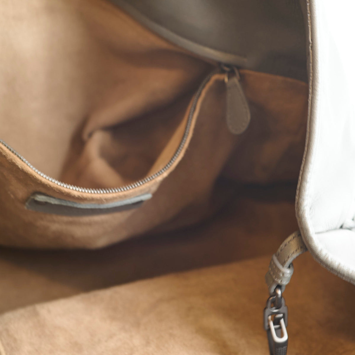 Bottega Veneta Woven Tote - photo 9