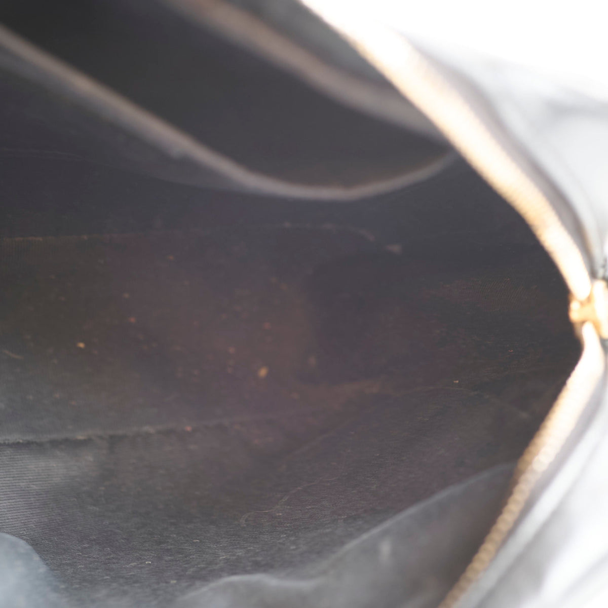Saint Laurent Lou Camera Bag - photo 5