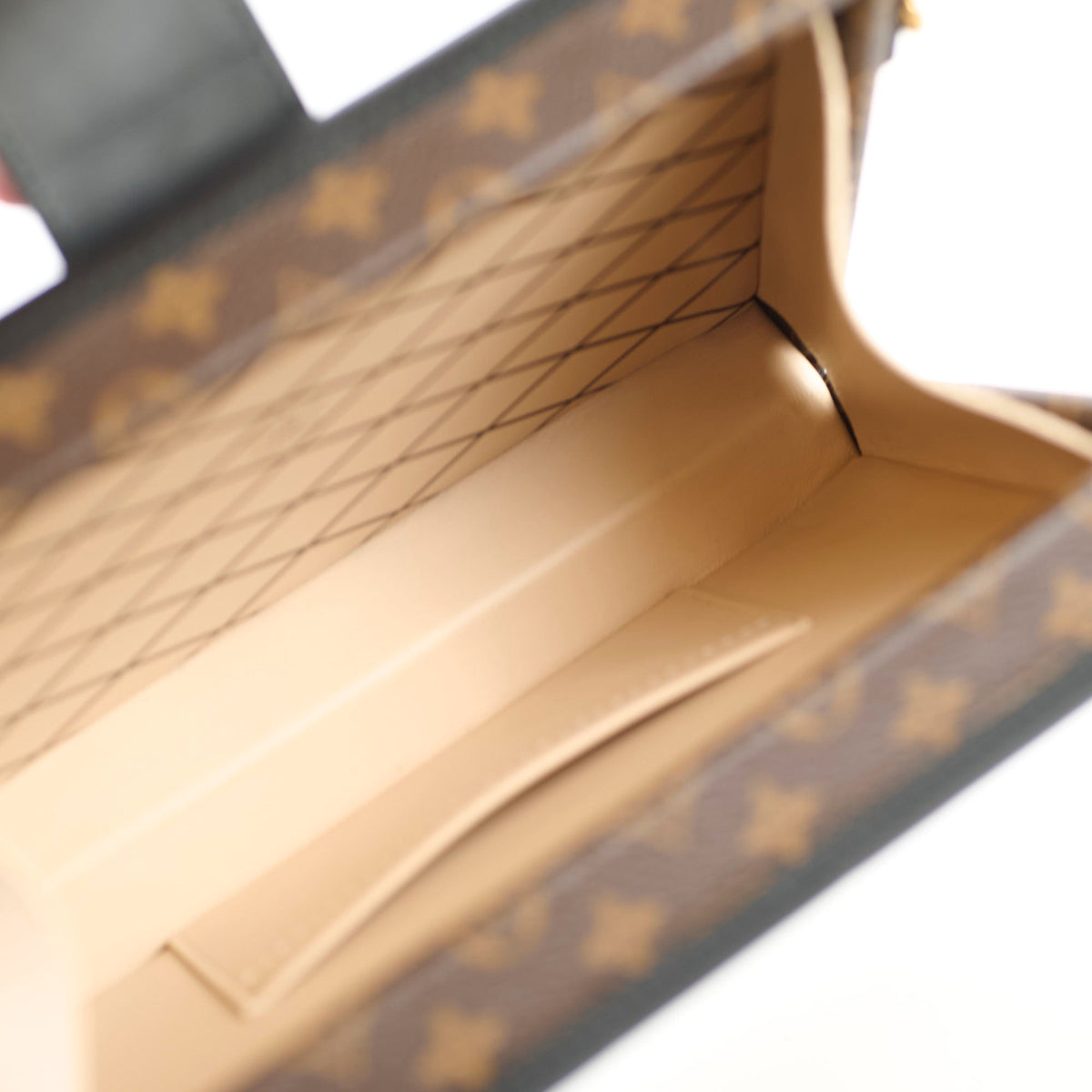 Louis Vuitton Petite Malle Monogram - photo 9