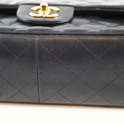 Chanel Jumbo Classic Flap Lambskin GHW - photo 15