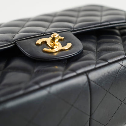 Chanel Jumbo Classic Flap Lambskin GHW - photo 17