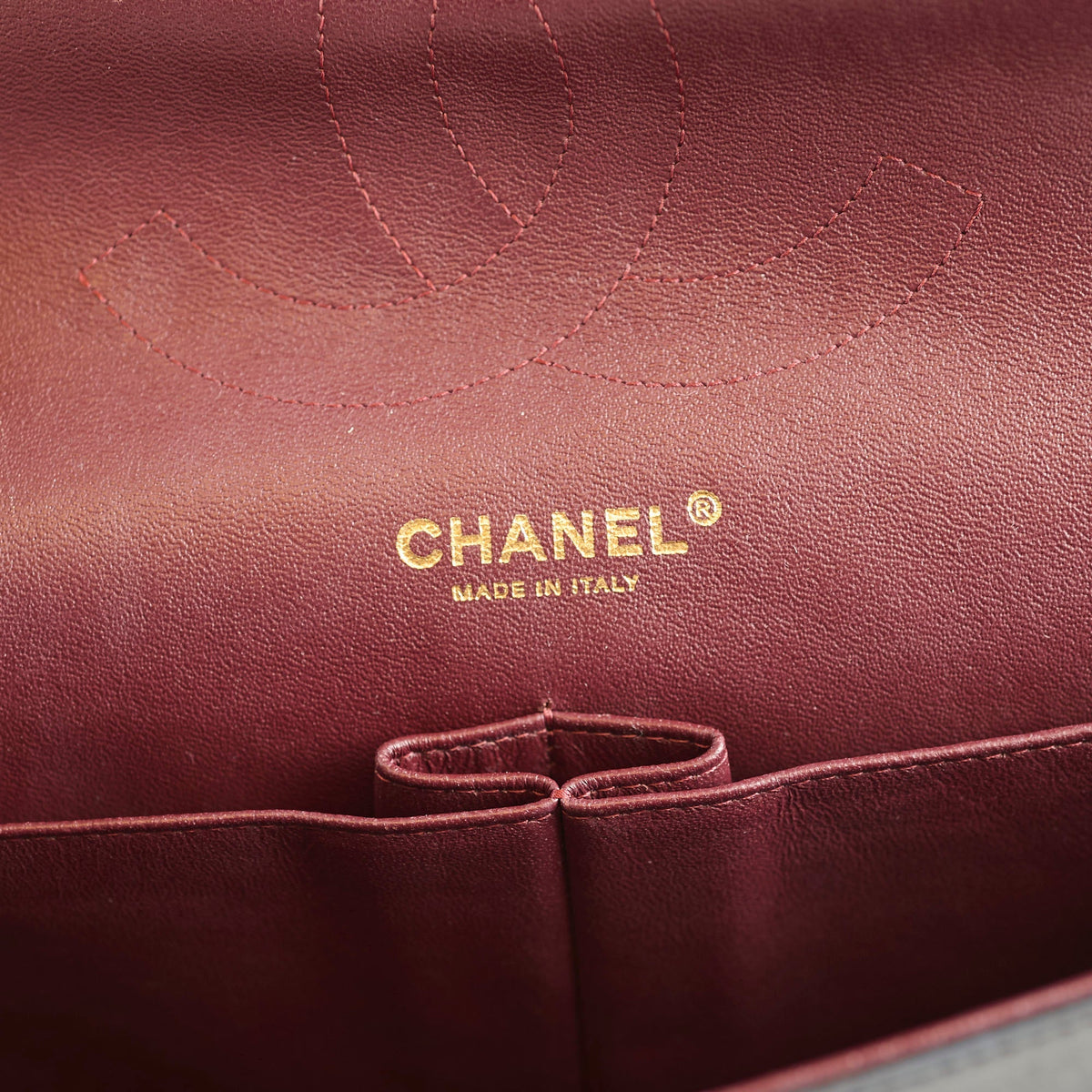 Chanel Jumbo Classic Flap Lambskin GHW - photo 10