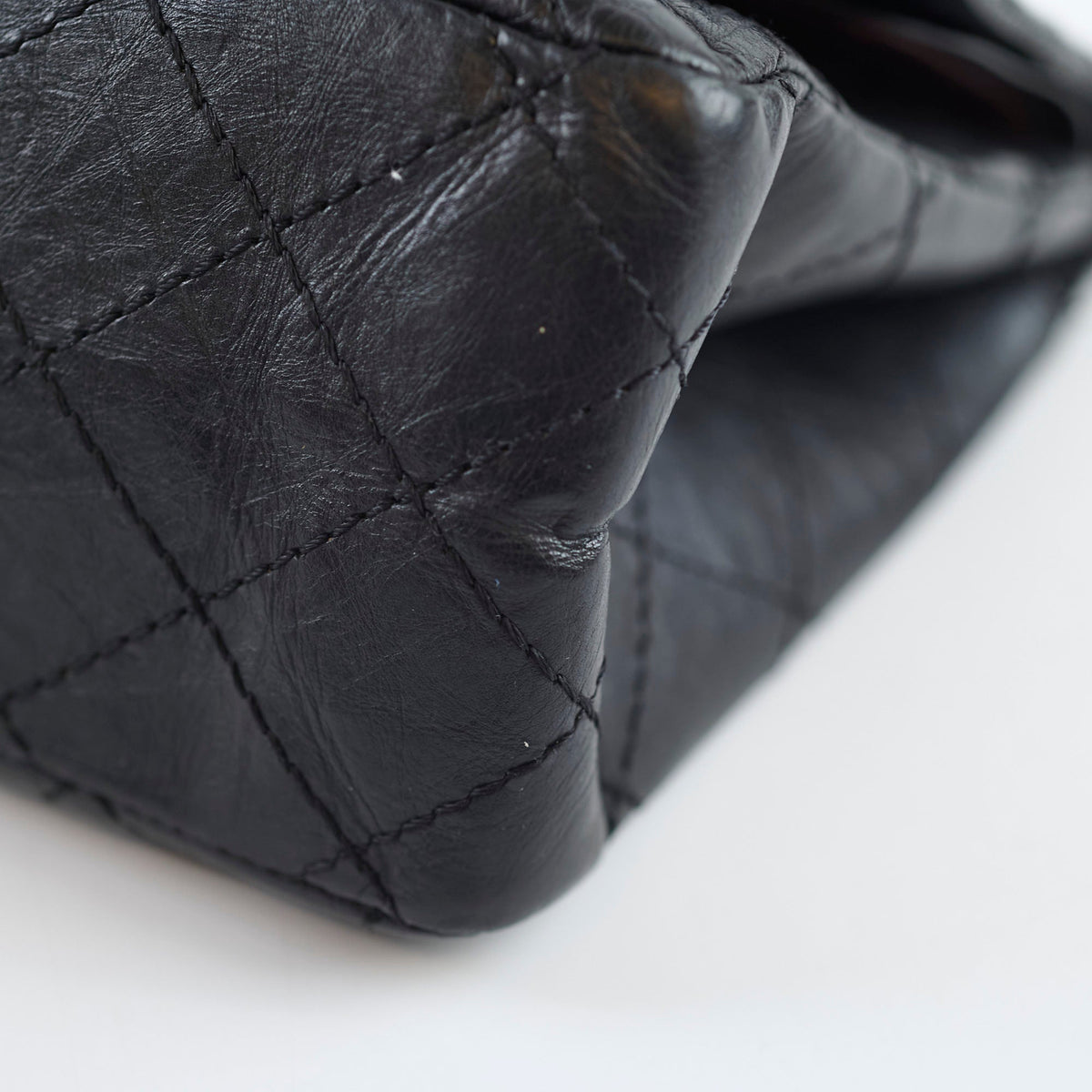 Chanel Medium CC Reissue 226 Black - photo 7
