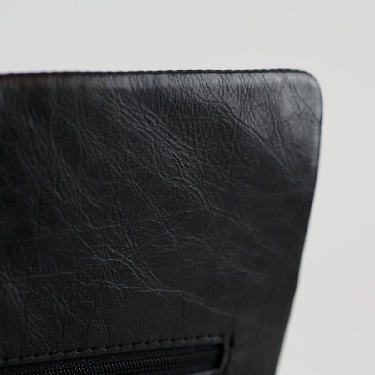 Chanel Medium CC Reissue 226 Black - photo 9