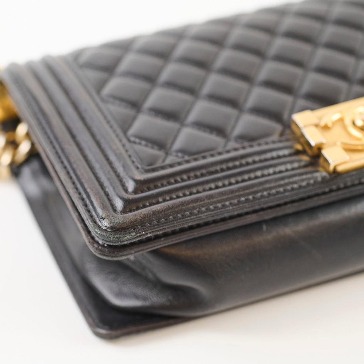 Chanel Old Medium Boy Bag Black - photo 12