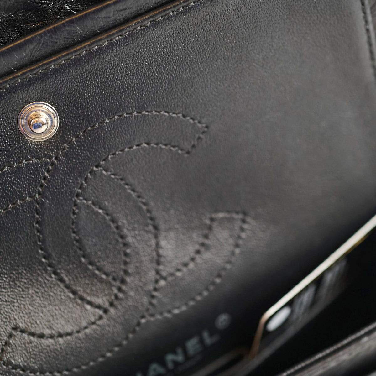 Chanel Mini Reissue Black Calfksin Black Hardware 23 Series - photo 7