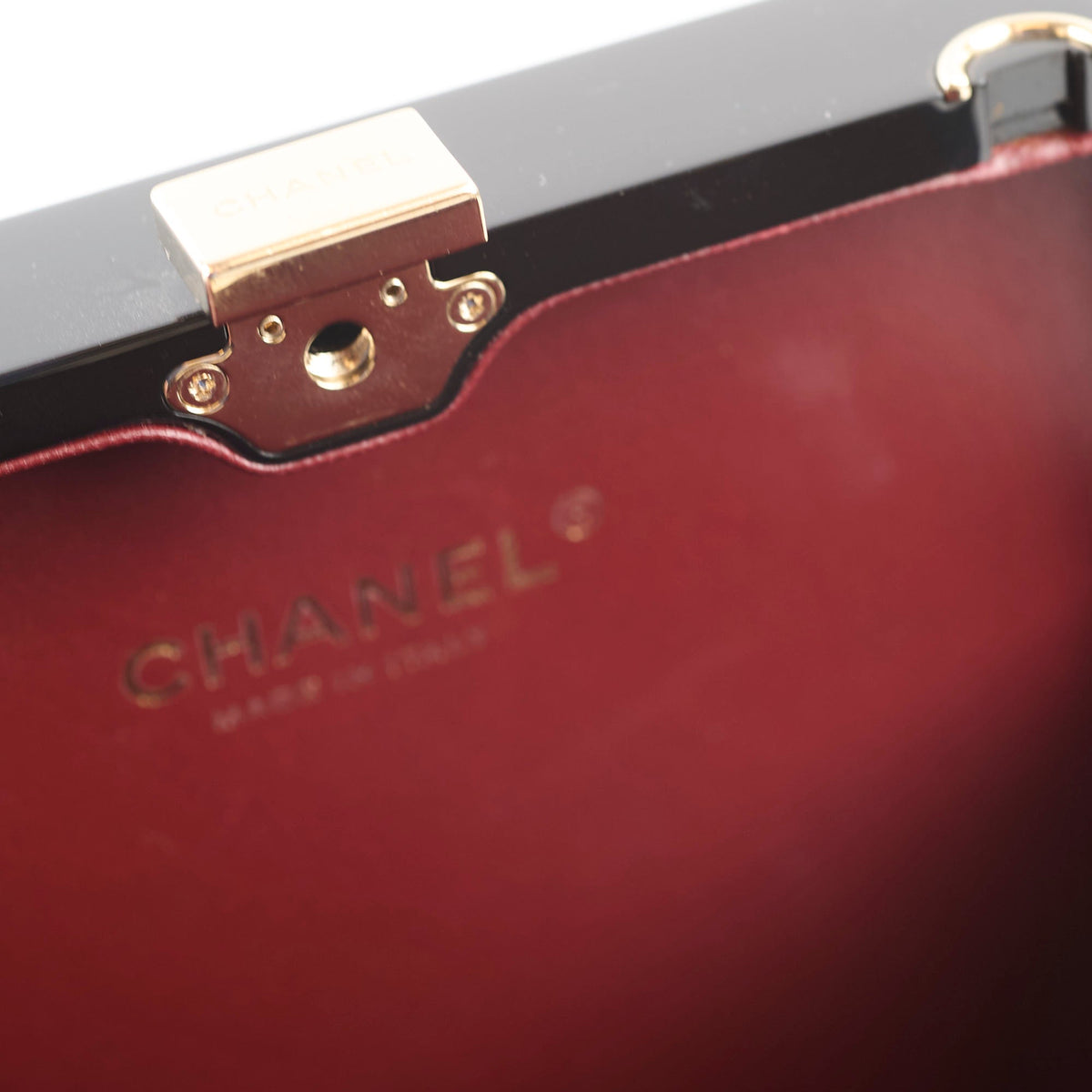 Chanel Runway Resin Crystal Pearl Clutch Black - photo 7