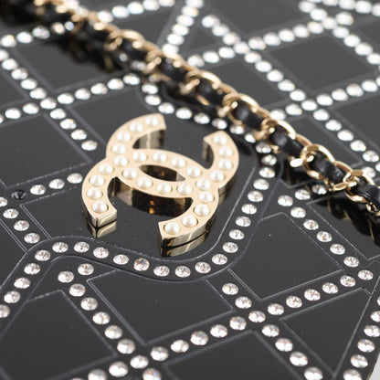 Chanel Runway Resin Crystal Pearl Clutch Black - photo 12