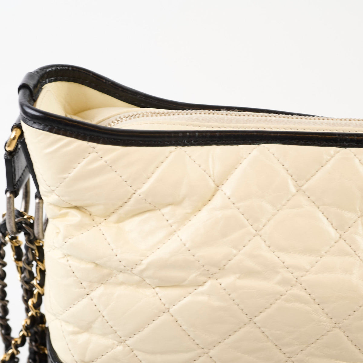 Chanel Medium Gabrielle Beige/Black - photo 6