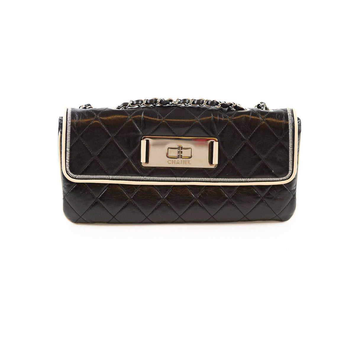 Chanel East West Flap Black - photo 1