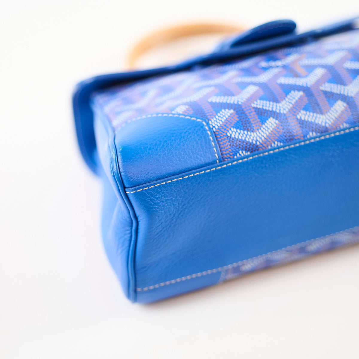 Goyard Saigon Mini Top Handle Bag Sky Blue - photo 9