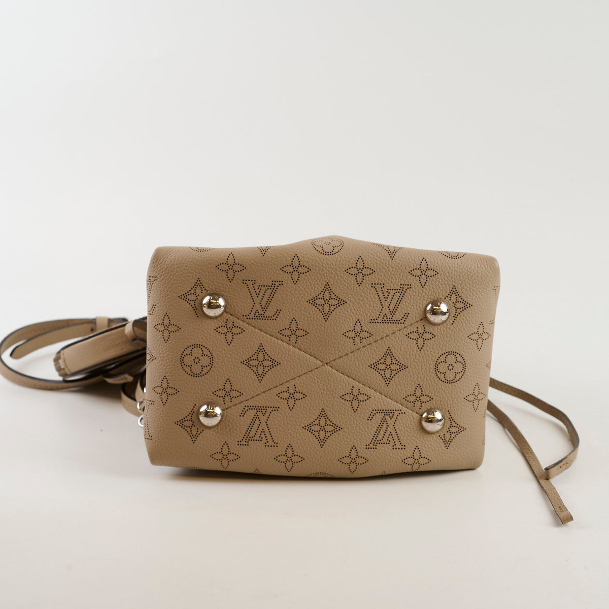 Louis Vuitton Bella Bucket Mahina Galet - photo 4