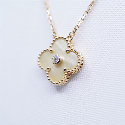 Van Cleef & Arpels Vintage Alhambra Gold Mother of Pearl Holiday Pendant 2018 - photo 1