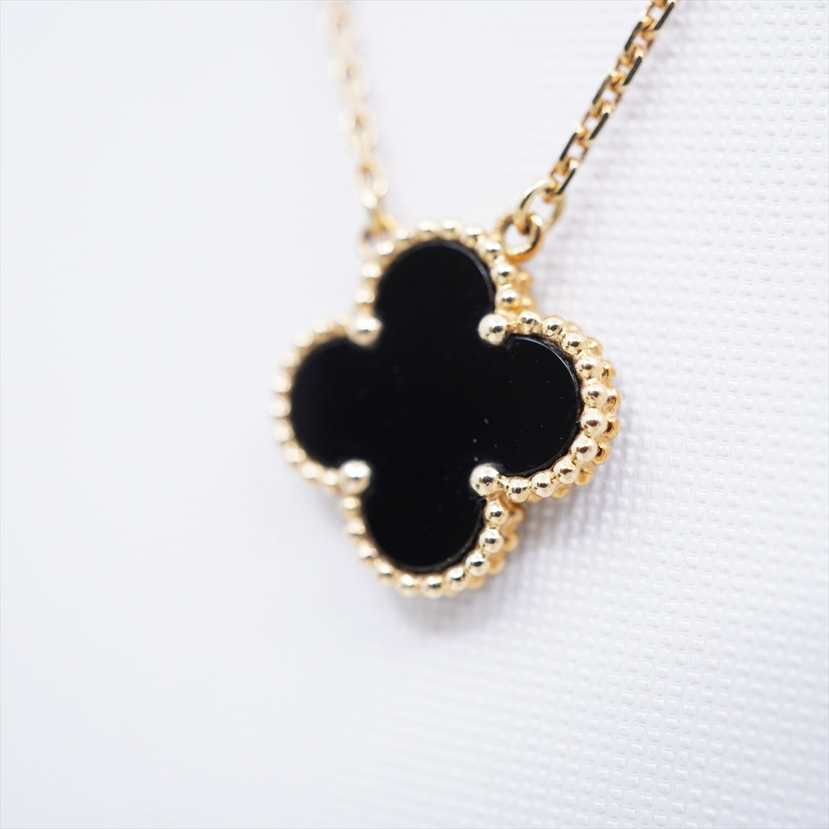Van Cleef & Arpels Vintage Alhambra Onyx Necklace - photo 2