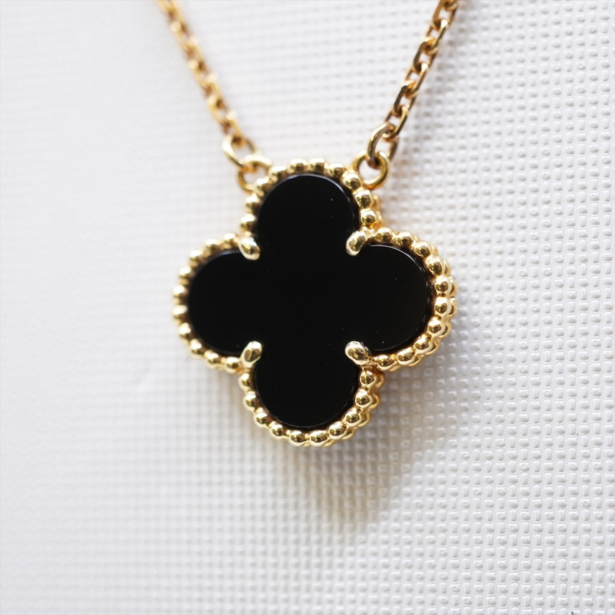 Van Cleef & Arpels Vintage Alhambra Onyx Necklace - photo 2