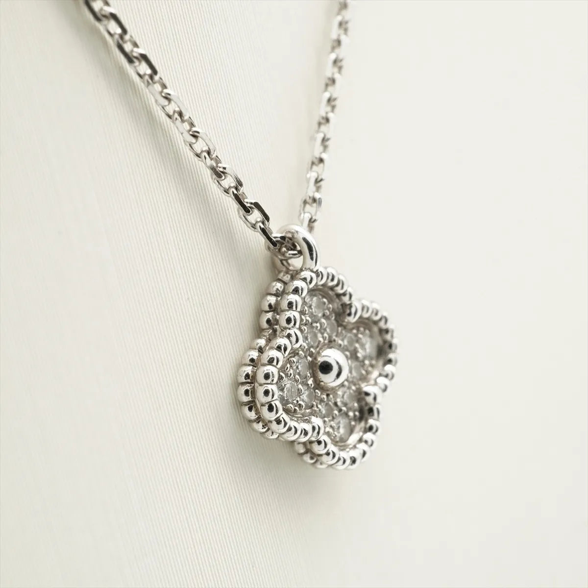 Van Cleef & Arpels Sweet Alhambra diamond Necklace - photo 4