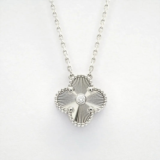 Van Cleef & Arpels Holiday 2020 Vintage Alhambra Guilloche White Gold diamond Necklace - photo 1