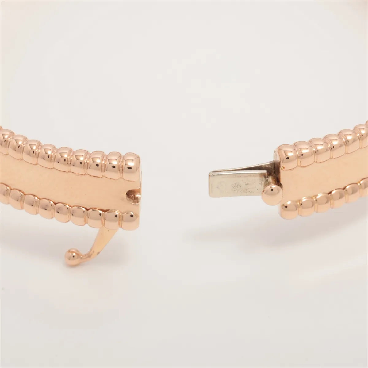 Van Cleef & Arpels Perlee Signature Bracelet - photo 5