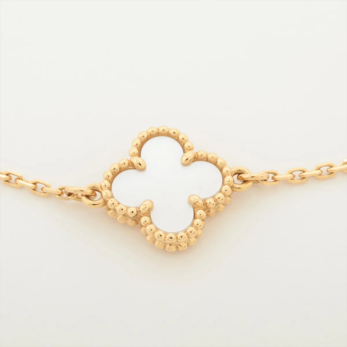 Van Cleef & Arpels Sweet Alhambra Mother Of Pearl MOP Bracelet Yellow Gold - photo 2