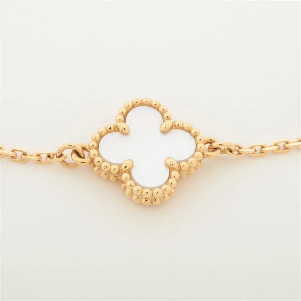 Van Cleef & Arpels Sweet Alhambra Mother Of Pearl MOP Bracelet Yellow Gold - photo 3
