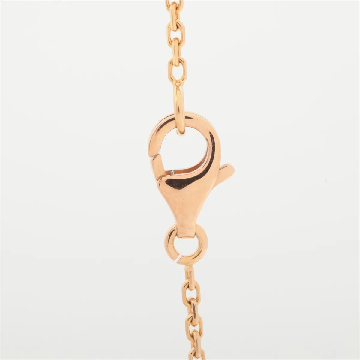 Van Cleef & Arpels Vintage Alhambra Pink Porcelain Diamond Limited Edition Necklace 2015 - photo 3