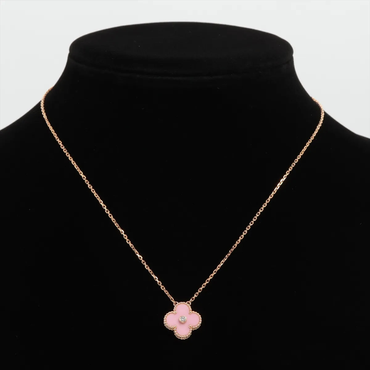 Van Cleef & Arpels Vintage Alhambra Pink Porcelain Diamond Limited Edition Necklace 2015 - photo 5