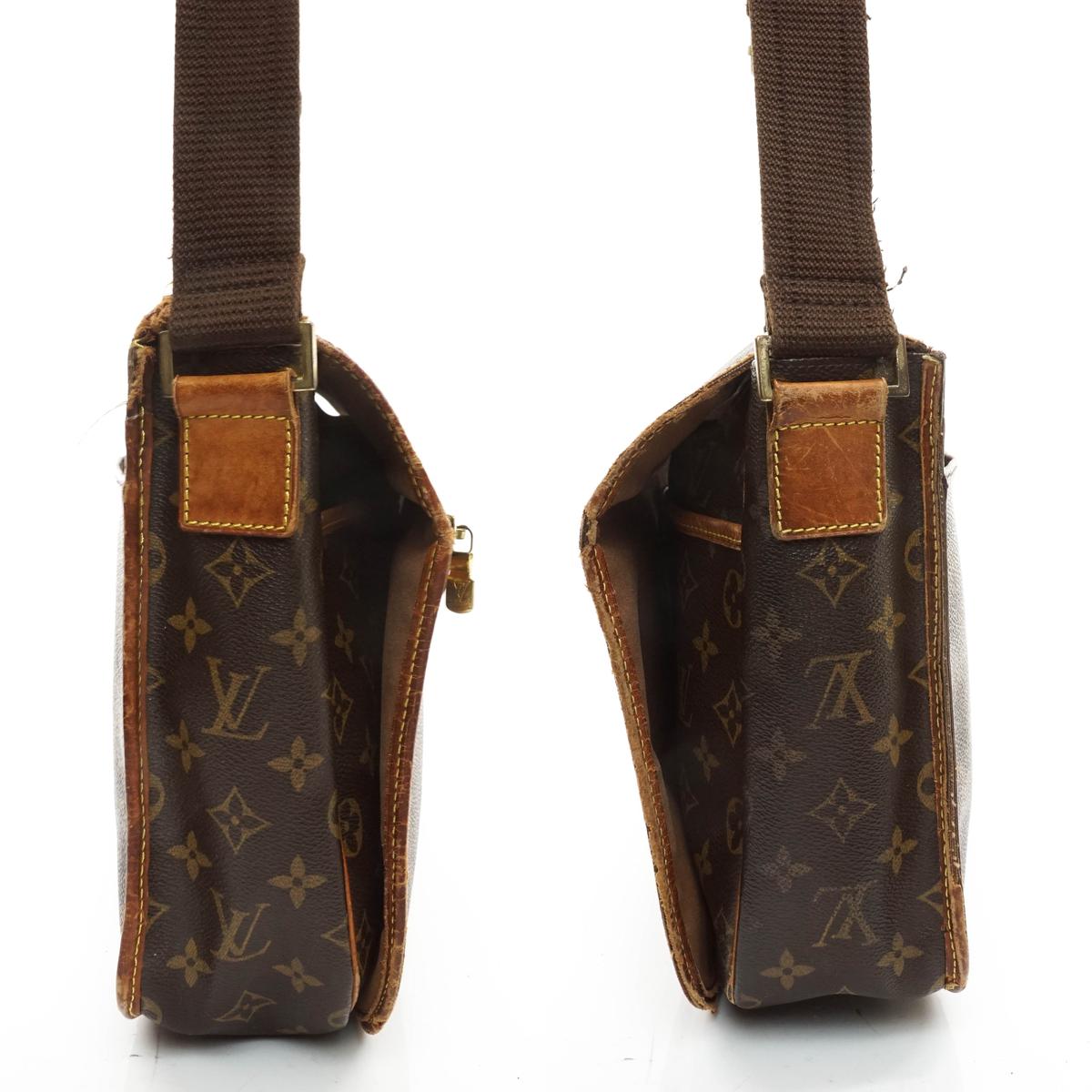 Louis Vuitton Bosphore Gm Messenger - photo 14