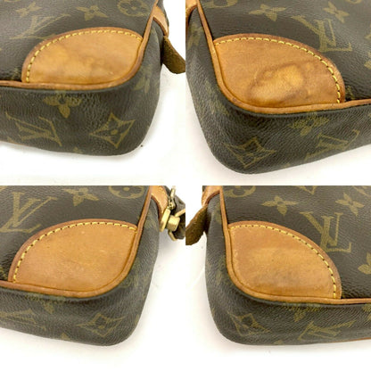 Louis Vuitton Marly Dragonne Clutch - photo 7