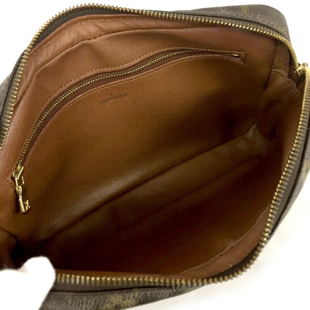 Louis Vuitton Marly Dragonne Clutch - photo 8