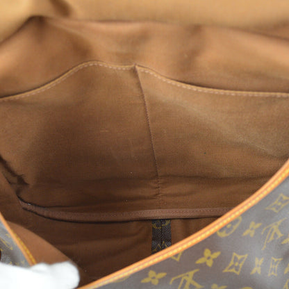 Louis Vuitton Saumur 35 Shoulder Bag - photo 12