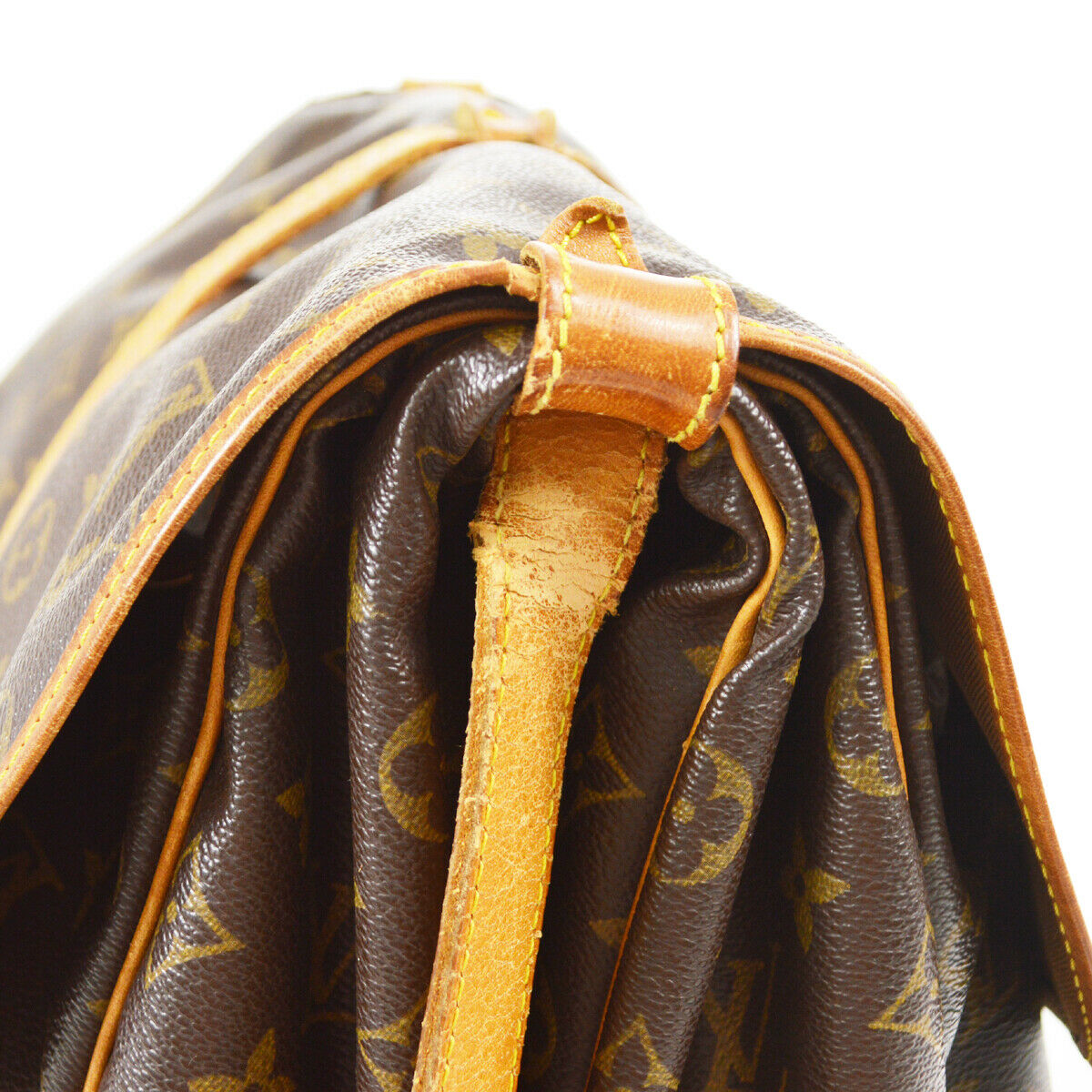 Louis Vuitton Saumur 35 Shoulder Bag - photo 4