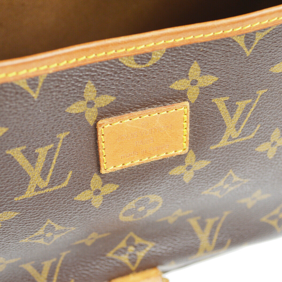 Louis Vuitton Saumur 35 Shoulder Bag - image 7